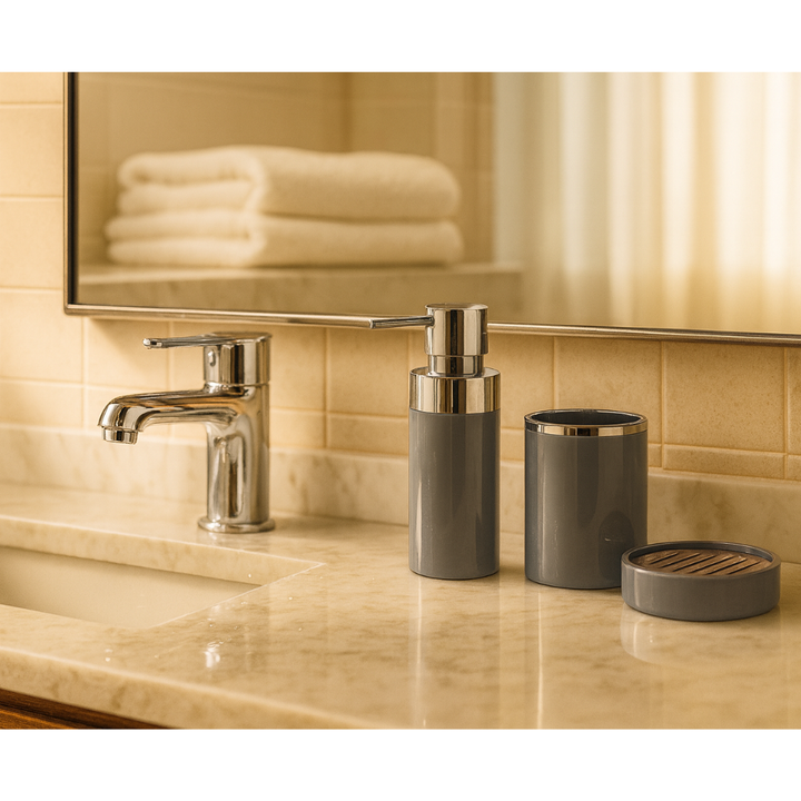 Bathroom Accessories Set 3-Piece Acrylic – Silver Ring Design