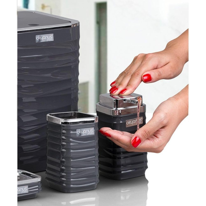 Bathroom Accessories Set 5-Piece – Chrome-Lid Luna Square