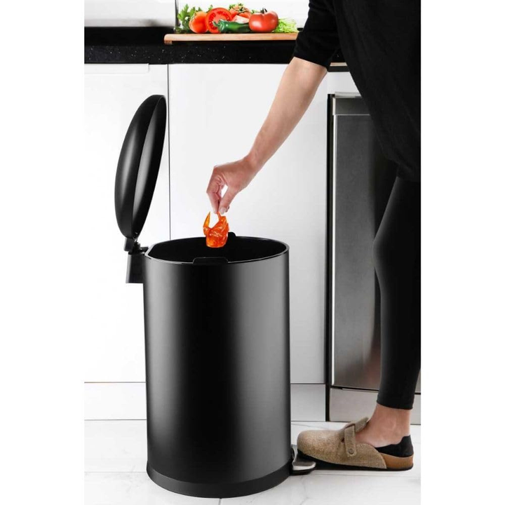 Stainless Steel Pedal Waste Bin – Soft-Close Dome Lid, 30 Liter