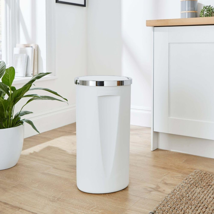 35 Liter Swing-Lid Trash Can with Chrome Rim –  30×56 cm | Primanova