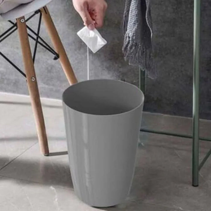 Rounded Plastic Trash Can,6 Liter
