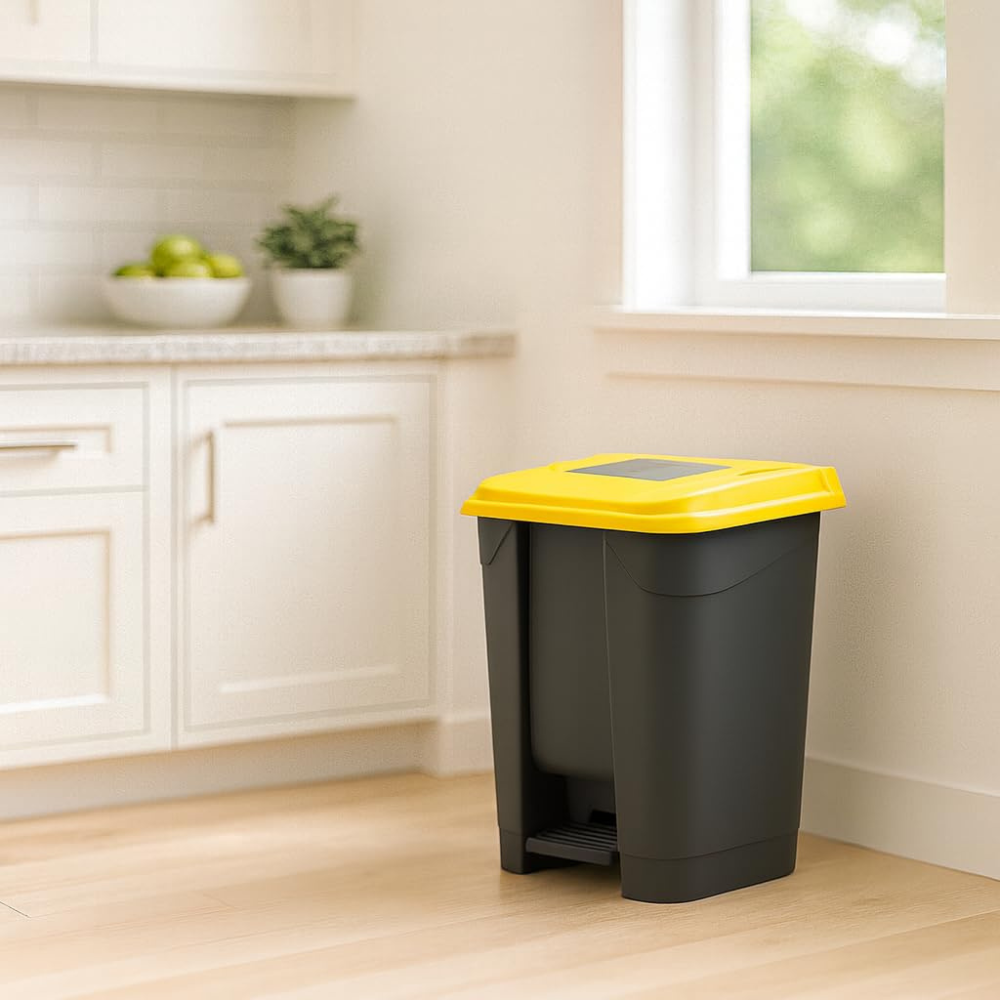 Garbage Container Set with Snap-On Lids – Recycling Bins, 30 Liter