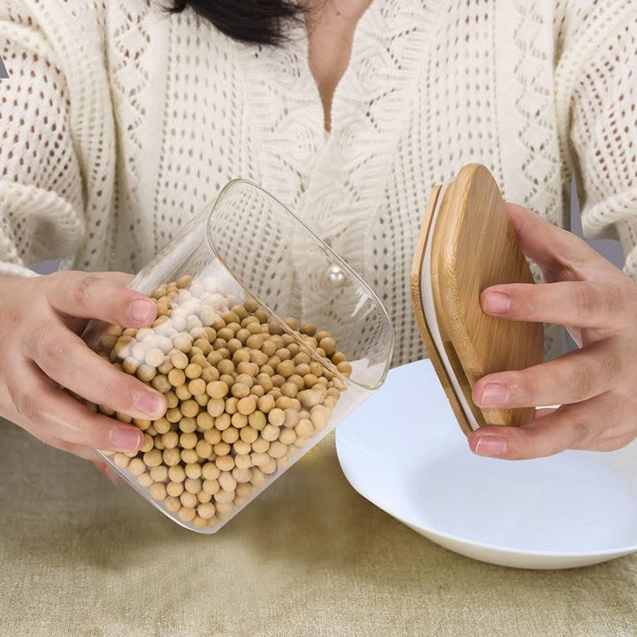 Square storage jar with Bamboo lid