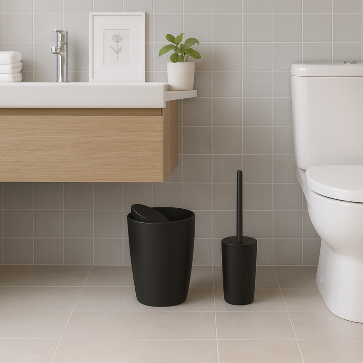 Primanova Pure Bathroom Set 2-Piece – 7.5 liter Bin + Toilet Brush