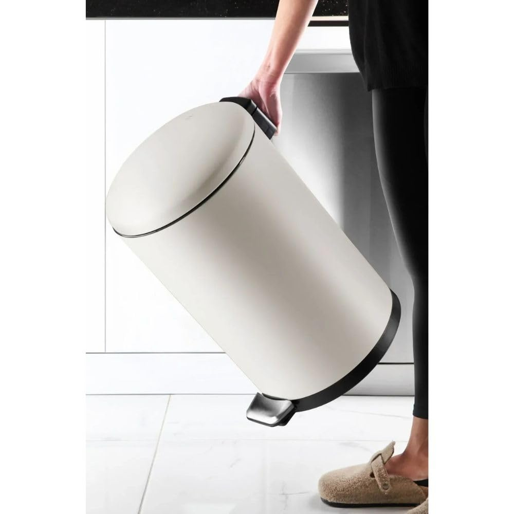 Stainless Steel Pedal Waste Bin – Soft-Close Dome Lid, 30 Liter