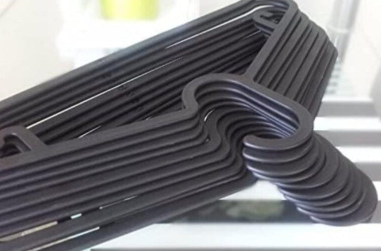 10 Piece Pack Plastic Home Hangers