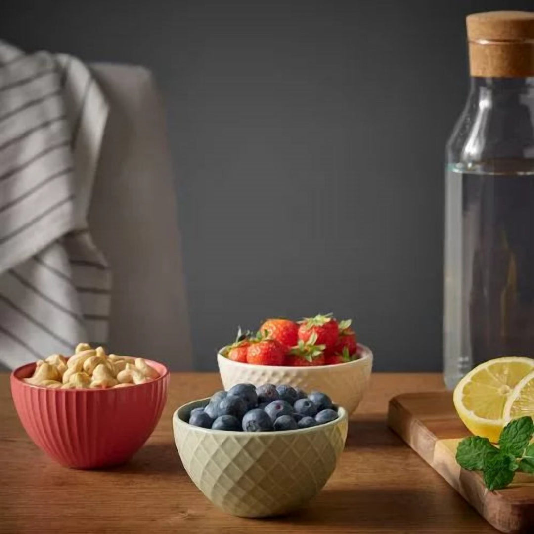 3 Piece Nut and Snack Bowl Set in Mixed Colours for Guests