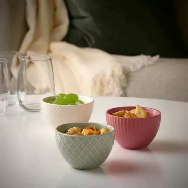 3 Piece Nut and Snack Bowl Set in Mixed Colours for Guests