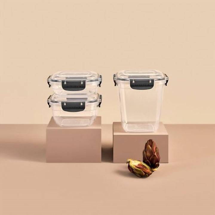 Food Storage Set of 3 with Clip Lock Lids, 1.4 L Largest Box
